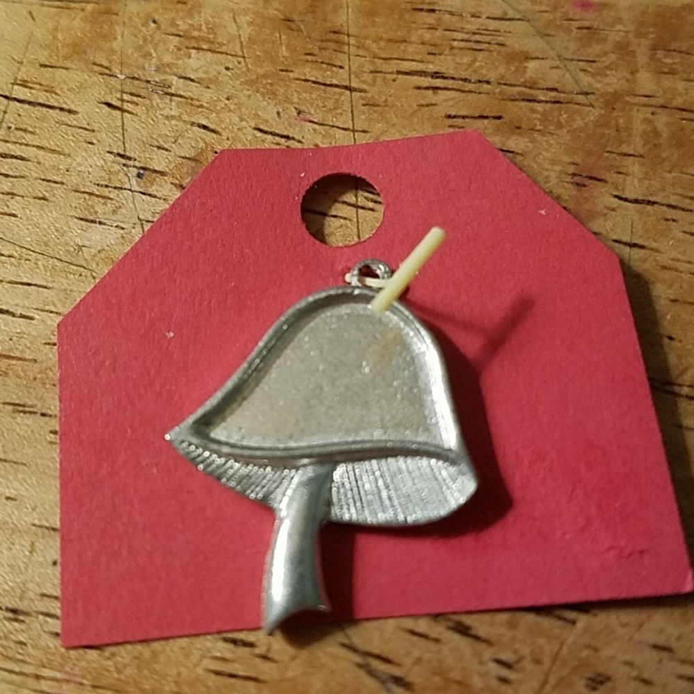 Silver Tone Charm - Mushroom